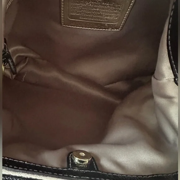 Coach Tan and Brown Signature Shoulder Bag - Picture 12 of 16